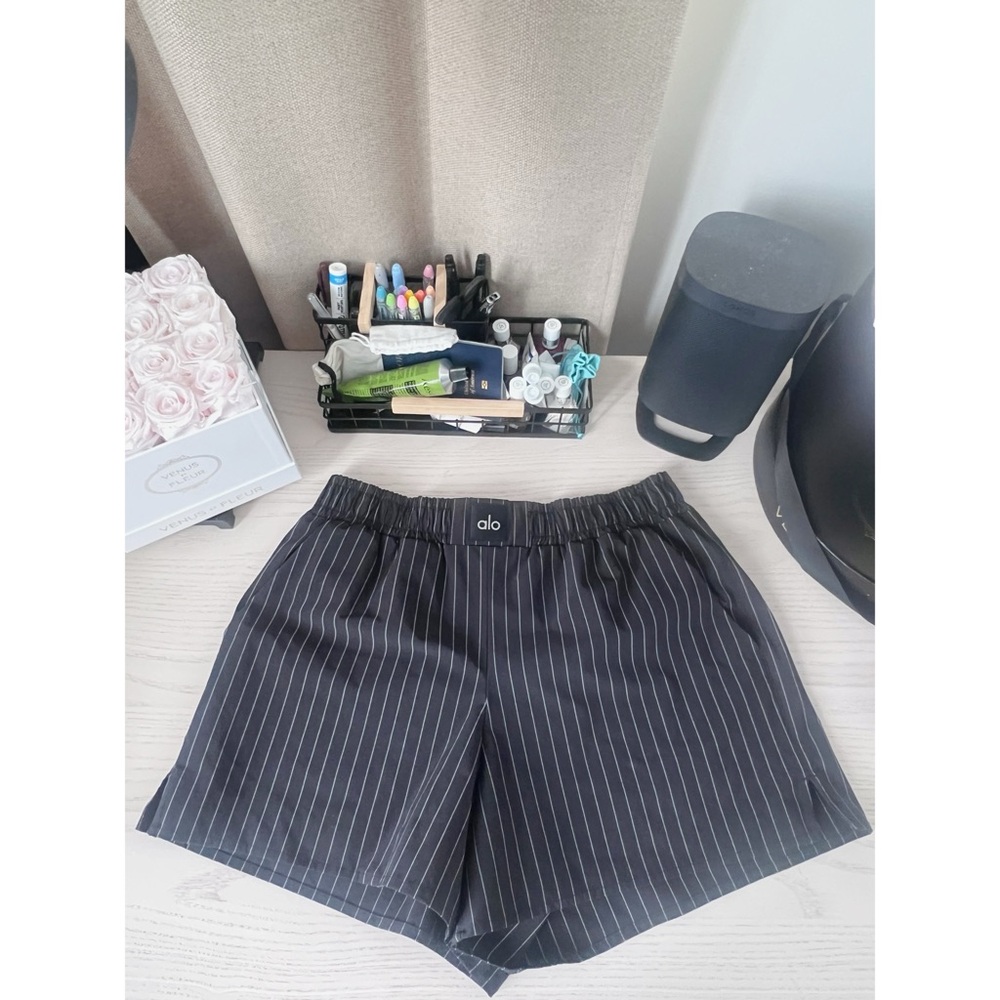 ALO Yoga Pinstripe Daylight Boxer Short